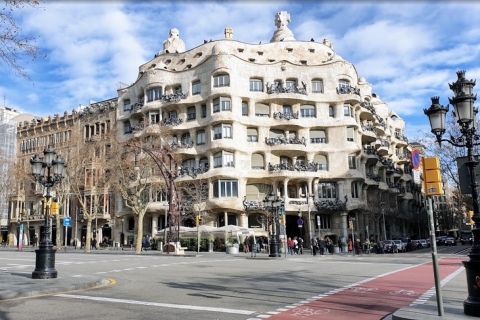 Barcelona: privé Casa Batllo & Casa Mila-tour met tickets