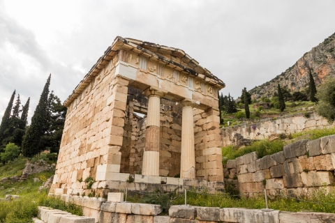 Delfos: Ticket de entrada al yacimiento arqueológico y al museo con audioguíaDelfos: Entrada al Yacimiento Arqueológico y al Museo con Audioguía