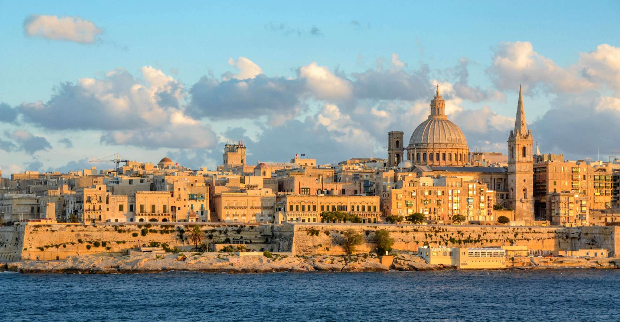 瓦莱塔（Valletta - Housity