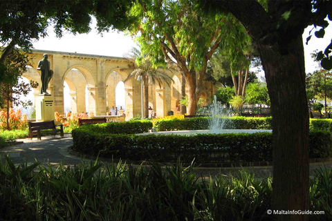 Valletta: Private City Sightseeing Walking Tour