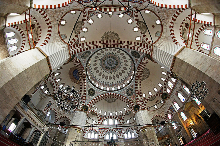 Istanbul: Ottoman and Byzantine Relics and Turkish Bath Tour