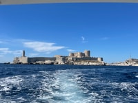 Marseille, Bootstour mit Stopp auf den Friulinseln - Housity