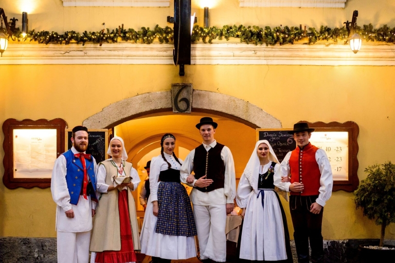 Ljubljana : Dîner et spectacle traditionnels slovènes