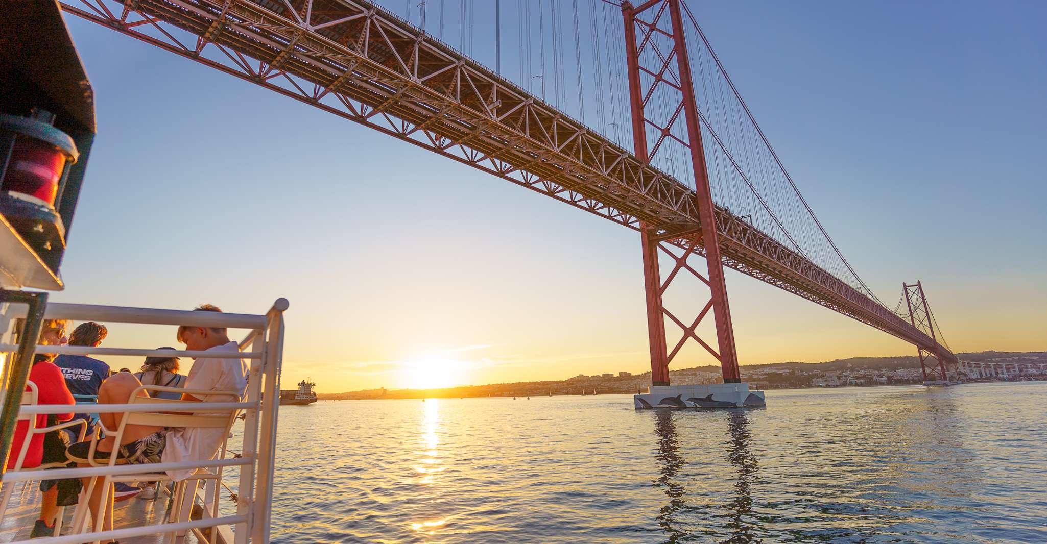 Lisbon, Tagus River Sunset Tour with Snacks and Drink - Housity