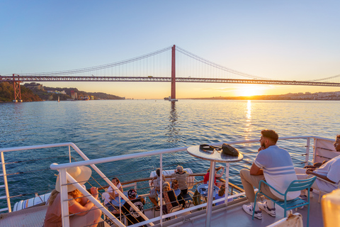 Lisboa: tour al atardecer por el río Tajo con aperitivos y bebidas