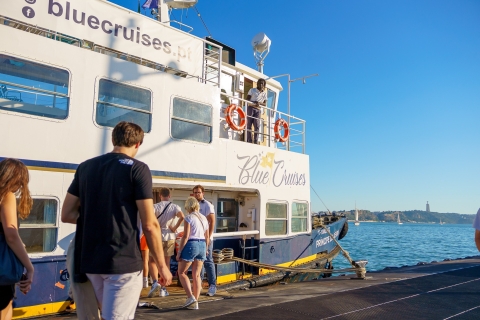 Lisboa: tour al atardecer por el río Tajo con aperitivos y bebidas