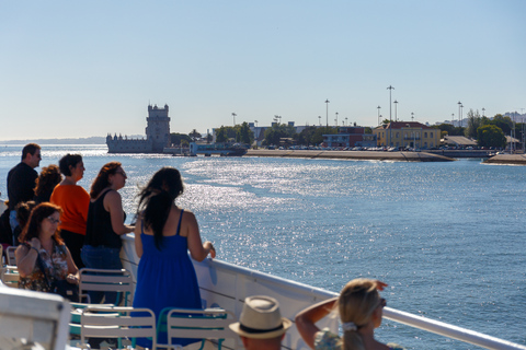 Lisbon: Tagus River Cruise with Traditional Muscatel Wine