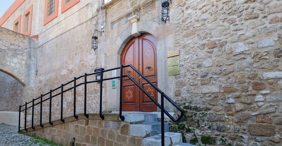 Rhodes: Jewish Quarter and Synagogue Guided Tour with Ticket