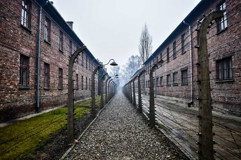 Oświęcim: Bilet Wstępu Do Auschwitz-Birkenau I Zwiedzanie Z ...