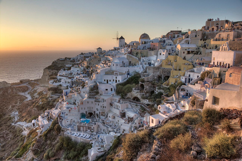 Santorini: Island Highlights Private Tour with Transfer