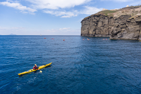 Santorin : kayak de mer et plongée en apnée avec déjeunerSantorin : kayak de mer et plongée en apnée avec déjeuner