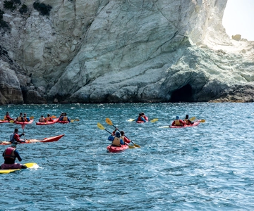 Santorini: Sea Kayaking with Light Lunch