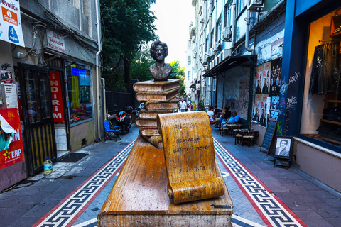 Istanbul: Asiatisches Üsküdar & Kadıköy mit Mittagessen