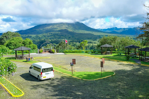 Aeropuerto de San José: Lanzadera compartida desde/hasta La FortunaDe San José Donw Town a La Fortuna