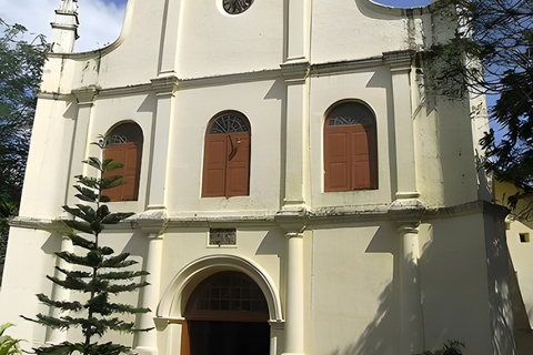 From Cochin Guided Tour of Fort Kochi with Drop at Kumarakom