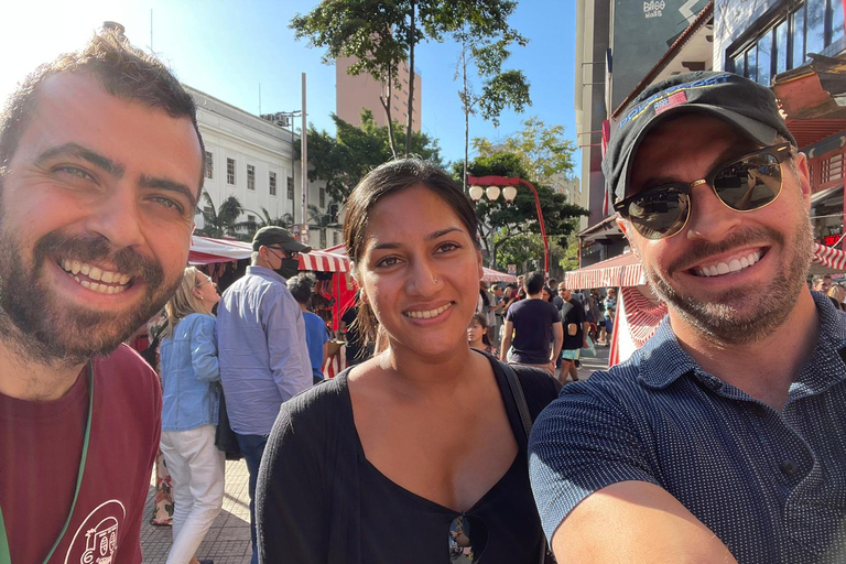 São Paulo: tour de comida callejera de Liberdade y Bixiga los domingos