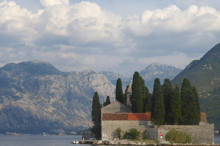 Kotor: Matka Boża na Skale i Błękitna Jaskinia z czasem na lunch
