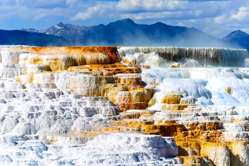 self driving tours yellowstone national park