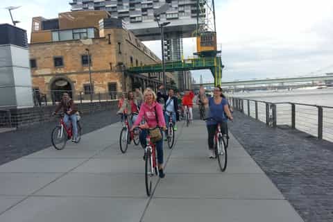 Cologne: 3-Hour Guided Bike Tour