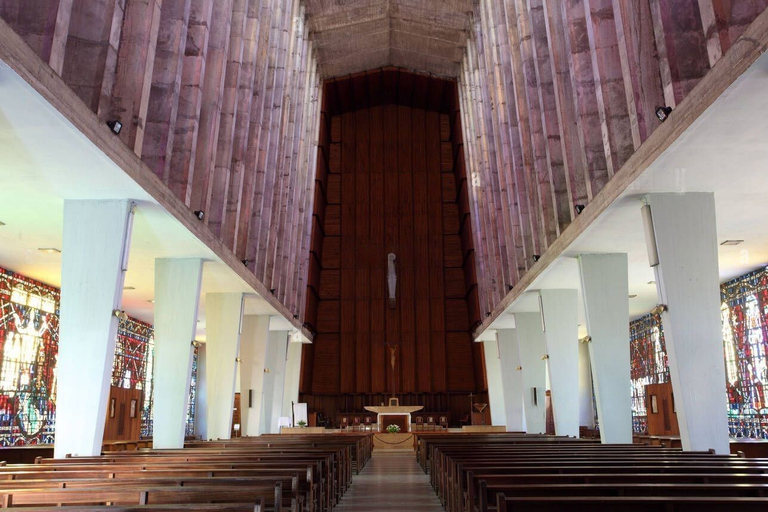 Casablanca: Layover Sightseeing Tour with Airport Transfer Layover including the Moroccan Hammam and traditional Dinner