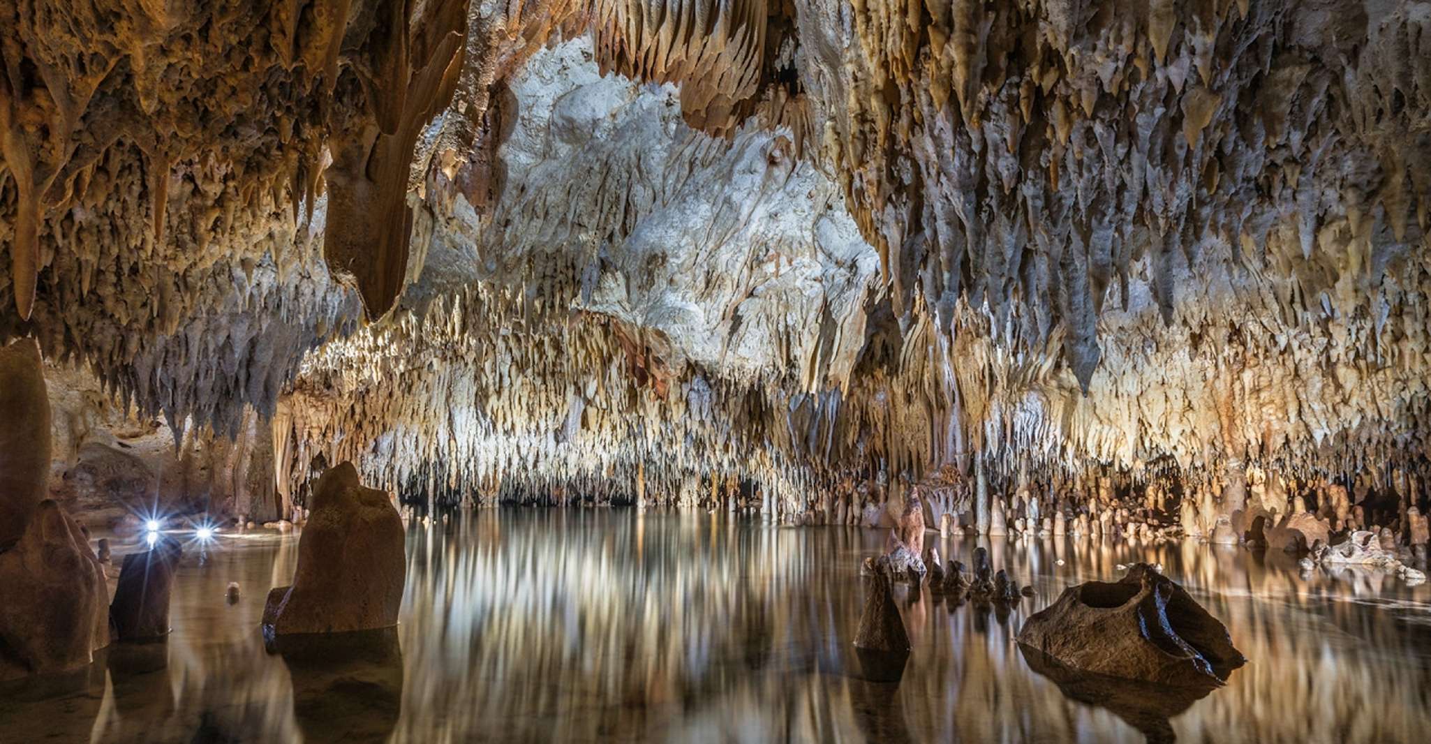 Suitetrails - From George Town, Cayman Crystal Caves Tour with Transfer