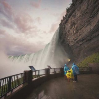 Niagara, Canada: Boat Tour with Journey Behind the Falls