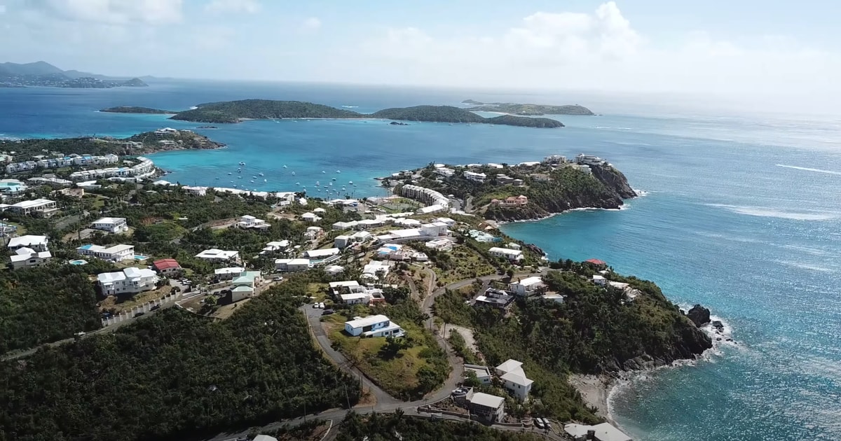 St. Thomas: Günstiger Ausflug zum Secret Harbour Beach | GetYourGuide