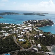 St. Thomas: Günstiger Ausflug zum Secret Harbour Beach | GetYourGuide