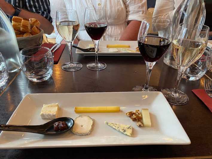 Paris: Montmartre Käse, Wein &amp; Gebäck - Geführter Rundgang | GetYourGuide