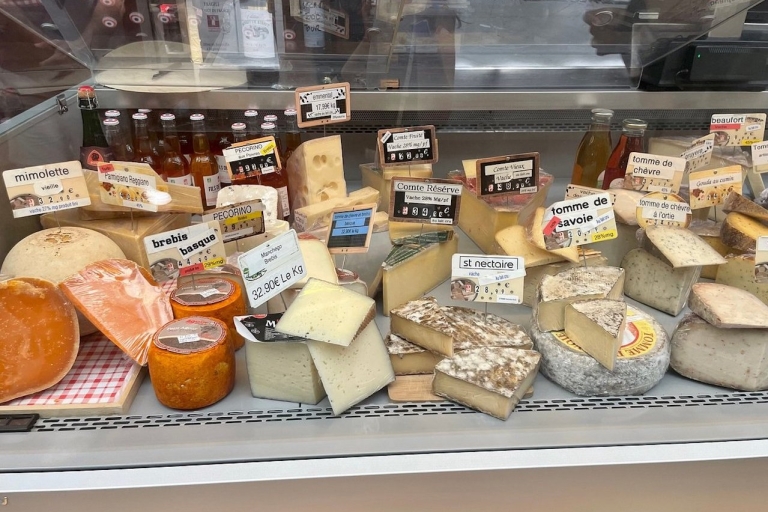 The Marais Walking Food Tour: Cheese, Wine and Delicacies