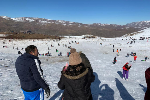 Desde Santiago: Traslado de ida y vuelta Farellones/Valle NevadoSantiago: Traslado de ida y vuelta Valle Nevado y Farellones