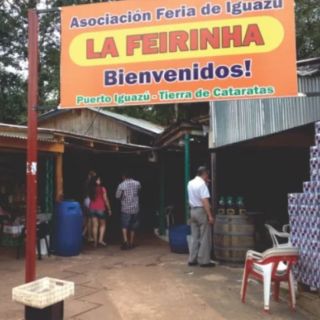 Puerto Iguazu: Hito Tres Fronters and La Aripuca City Tour