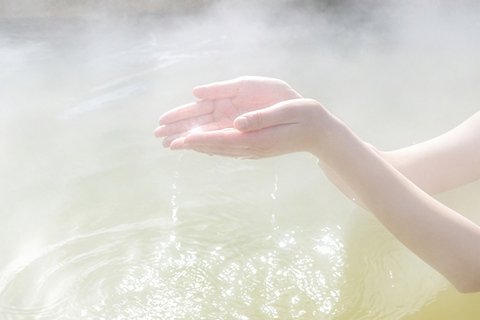 سابورو: جولة في حديقة أساهياما للحيوانات والبركة الزرقاء والينبوع الساخنالطريق C - 7:30 من الفندق/الم