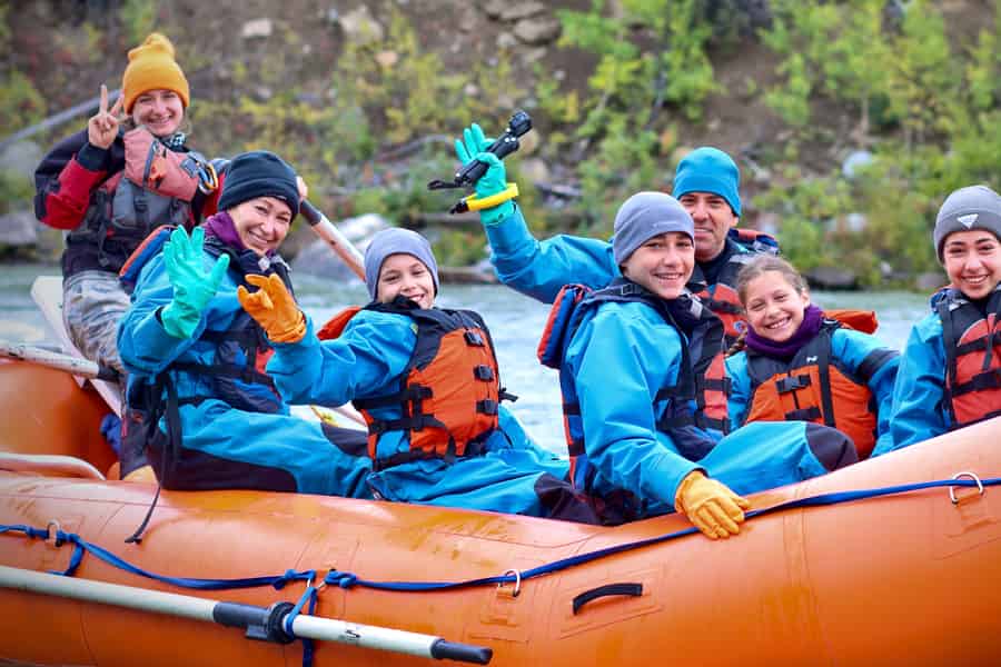 Denali Alaska: Wildnis-Rafting Klasse II-III Trip. Foto: GetYourGuide