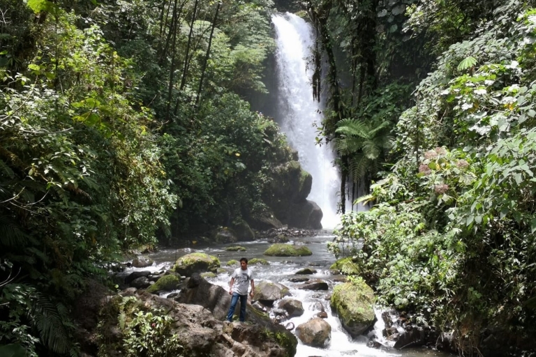 San José: Guided Volcano, Waterfalls & Coffee Farm Day Trip