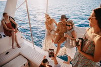 Broome, Catamaran Sunset Cruise avec canapes - Housity