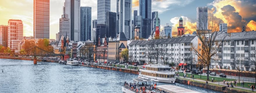 Francfort: visite à pied privée avec croisière relaxante