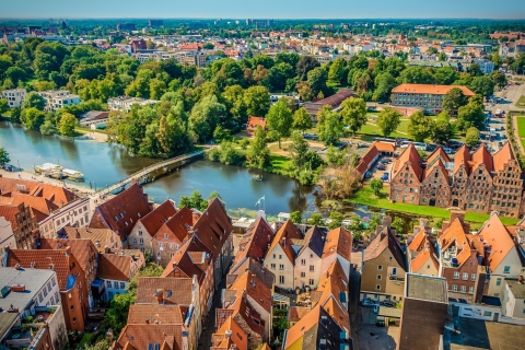 Lübeck: Escape Tour - Self-Guided Citygame Escape Tour in German