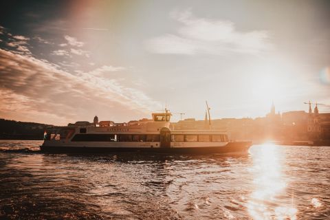 Budapest: Paseo en barco - Cruceros panorámicos con Prosecco Premium