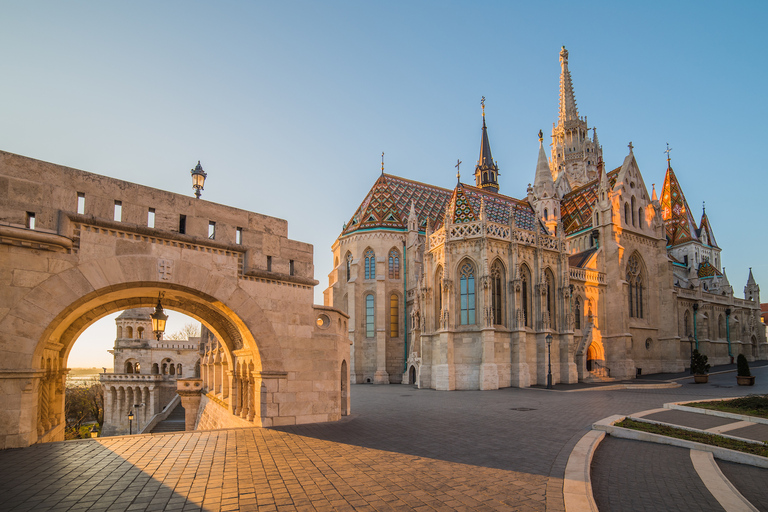 Budapeste: excursão a pé autoguiada pelo distrito do castelo