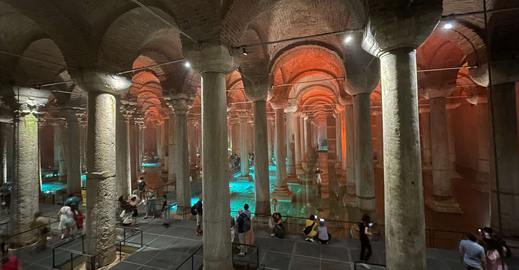 Istanbul, Topkapi, Hagia Sophia and Basilica Cistern Tour - Housity