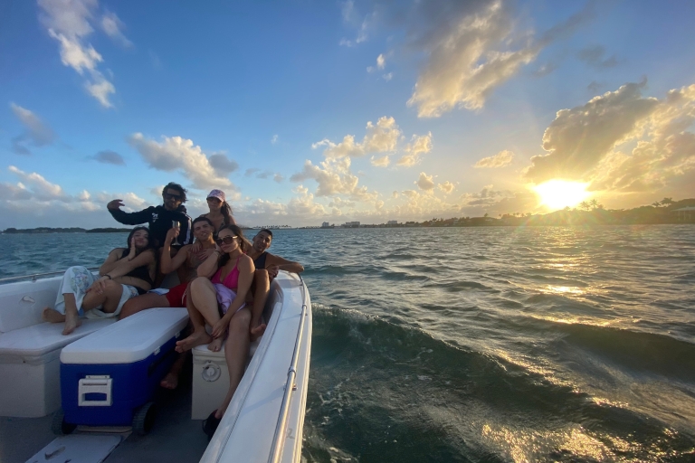 Miami: Private Sunset Boat Tour with Champagne Bill Bird Marina at Haulover Park pick up option