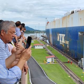 Panama: Private Layover Panama Canal & City Tour
