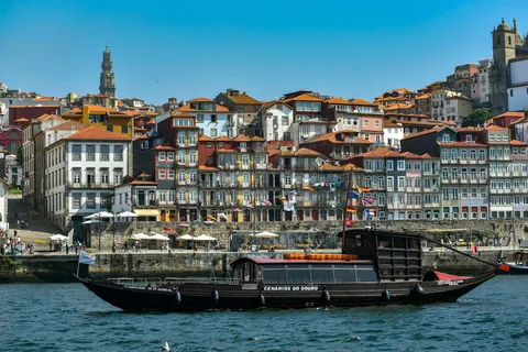 Oporto: Crucero Seis Puentes con Mundo de Descubrimientos opcional