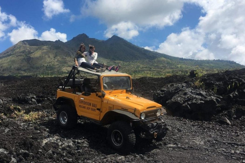 Kintamani: Jeep Sunrise Trekking with Hot Spring Kintamani 4WD Sunrise Tour with Natural Hot Spring Bath With Shuttle
