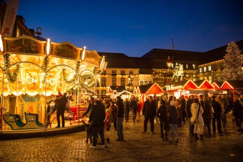 Från Amsterdam: Bussresa till Düsseldorfs julmarknader