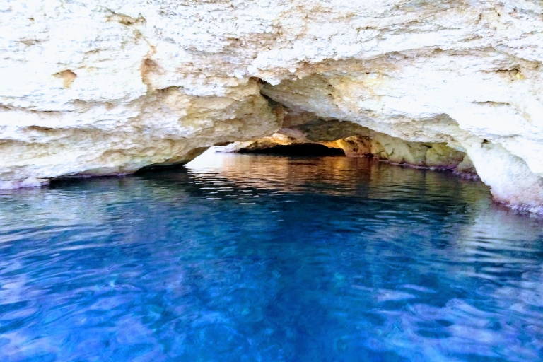 Ibiza: crucero al atardecer con esnórquel y cuevas