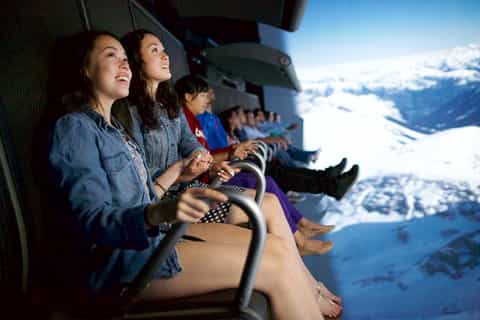 Vancouver: FlyOver Canada Experience