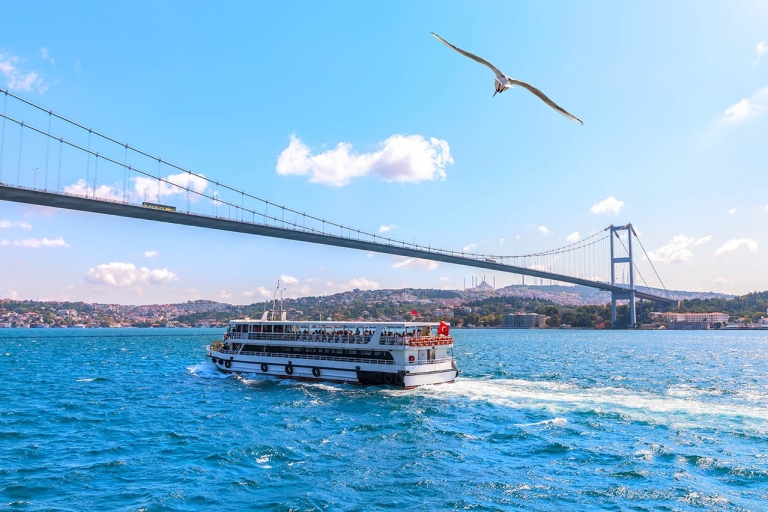 Istanbul: Tagestour mit Bosporusfahrt und Dolmabahce-Palast