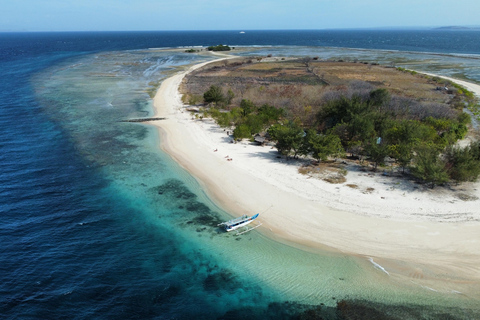 Lombok: Gili Islands Hopping Tour with Snorkeling in One Day private small trip